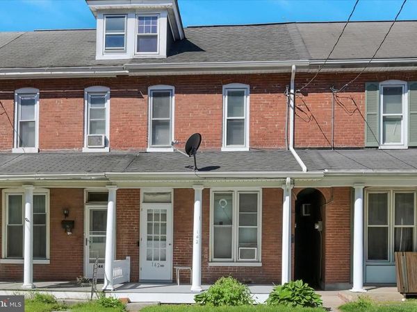 142 S POPLAR STREET , ELIZABETHTOWN, PA 17022