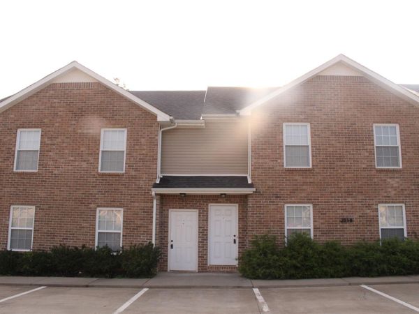 1209 Ash Ridge Dr, Unit C, Clarksville, TN 37042