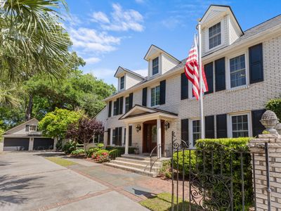 1043 Loyalist Lane, Mount Pleasant, SC 29464