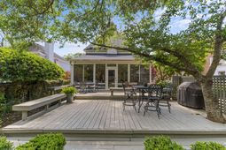 1043 Loyalist Lane photo 4