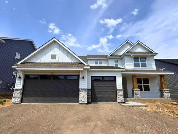 8888 Binder Way, Woodbury, MN 55129