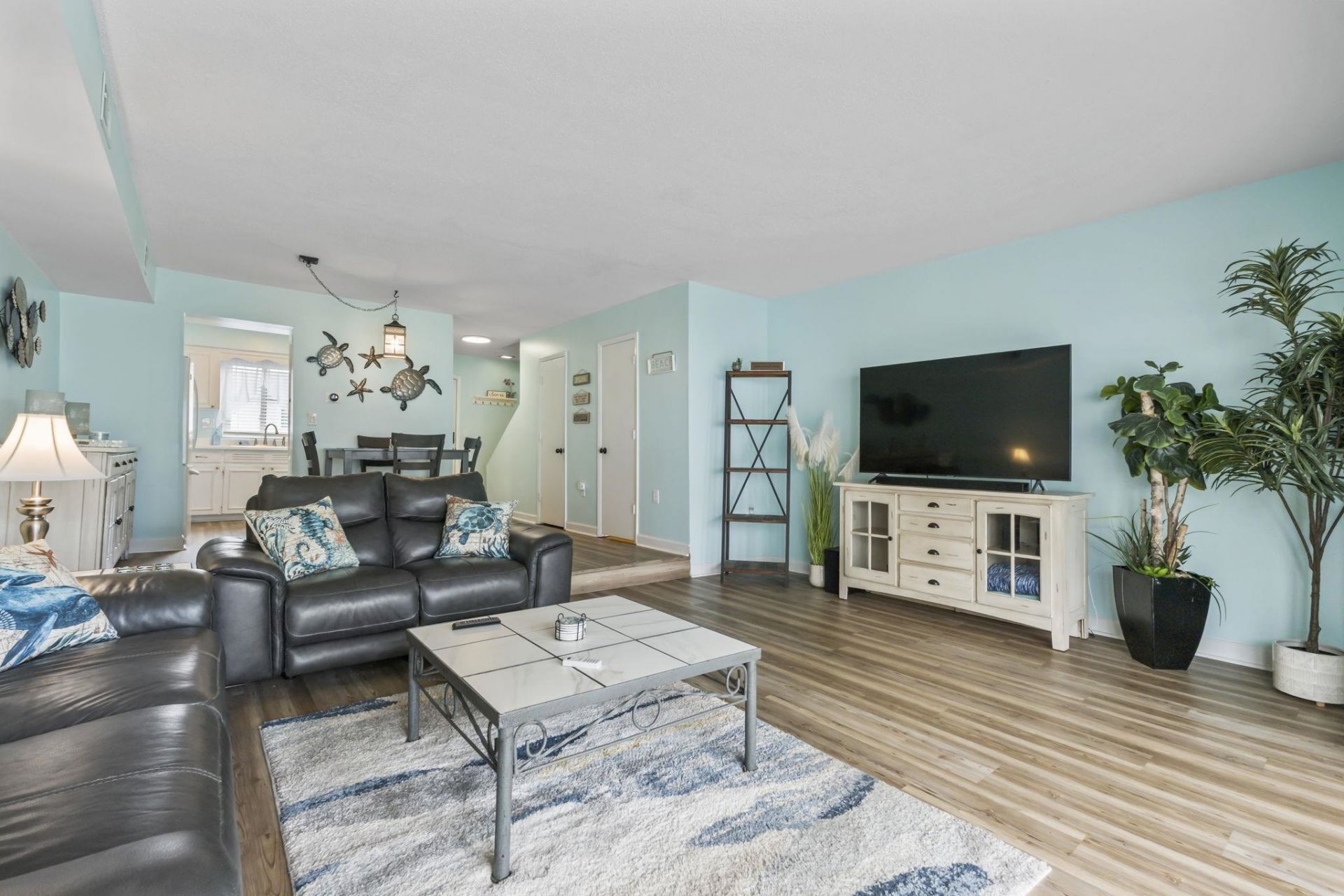 932 Villa Dr. Photo 10