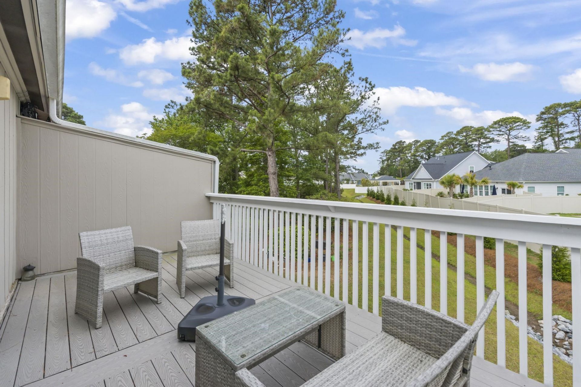 932 Villa Dr. Photo 24