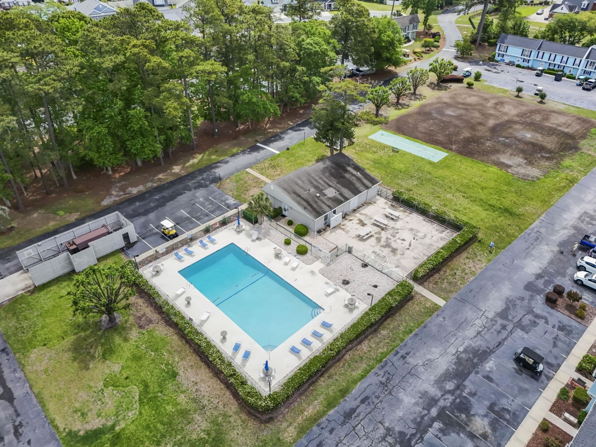 932 Villa Dr. Photo 35