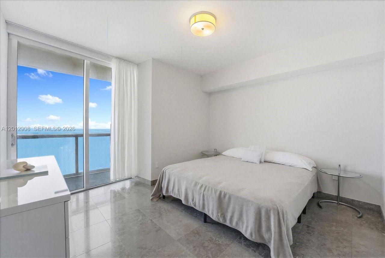 465 Brickell Ave , Unit 4805, Miami, FL 33131 Photo