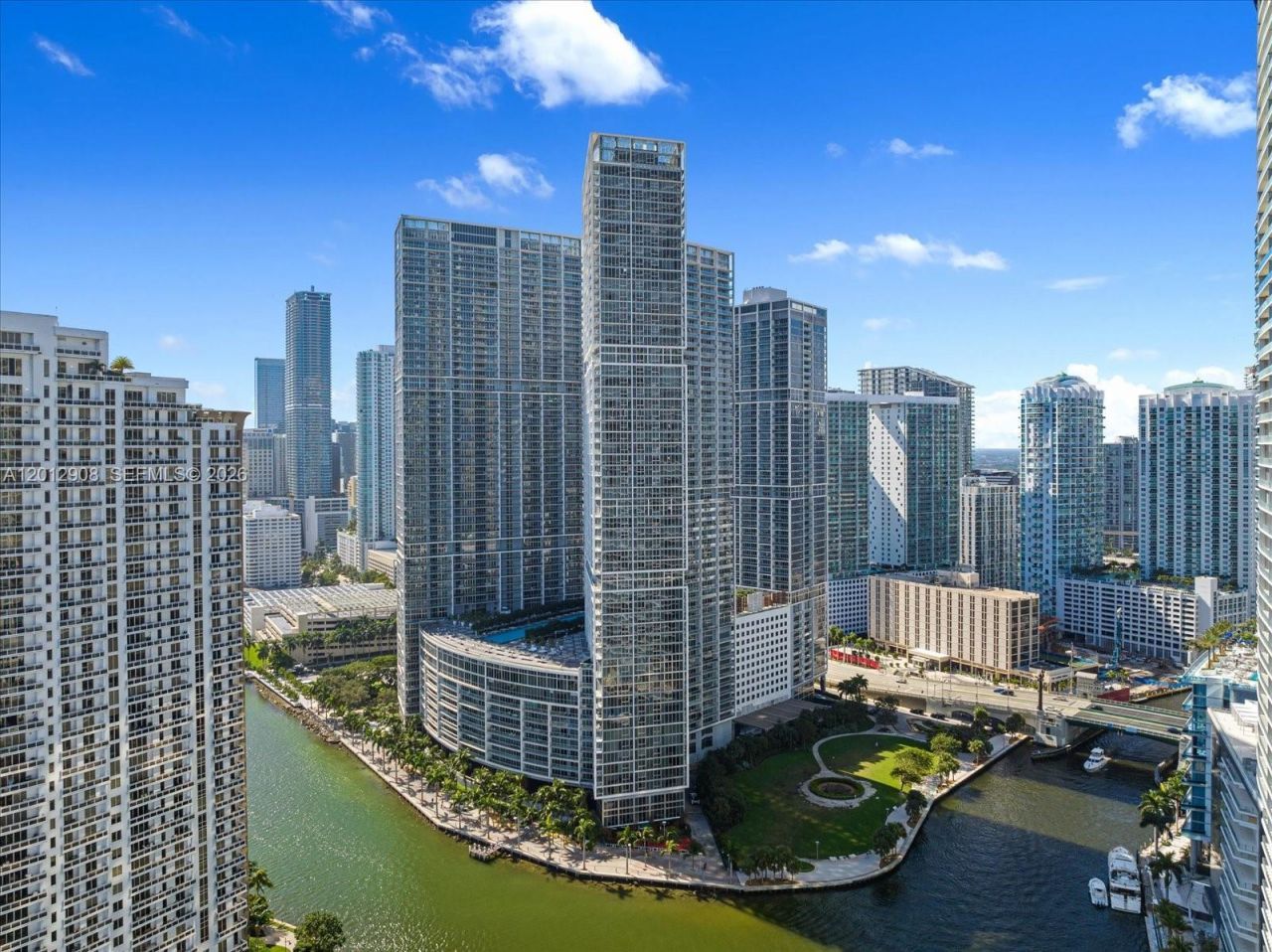 465 Brickell Ave , Unit 4805, Miami, FL 33131 Photo