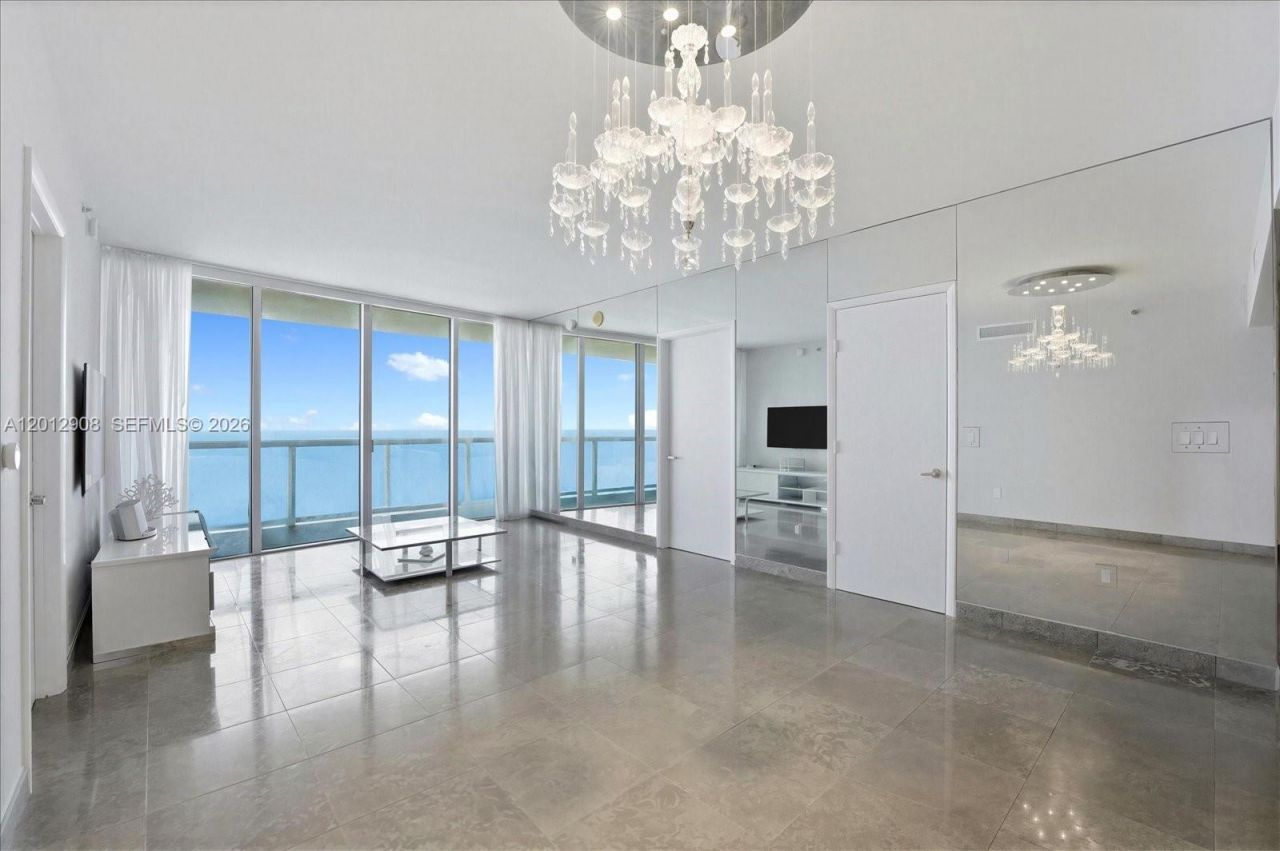 465 Brickell Ave , Unit 4805, Miami, FL 33131 Photo