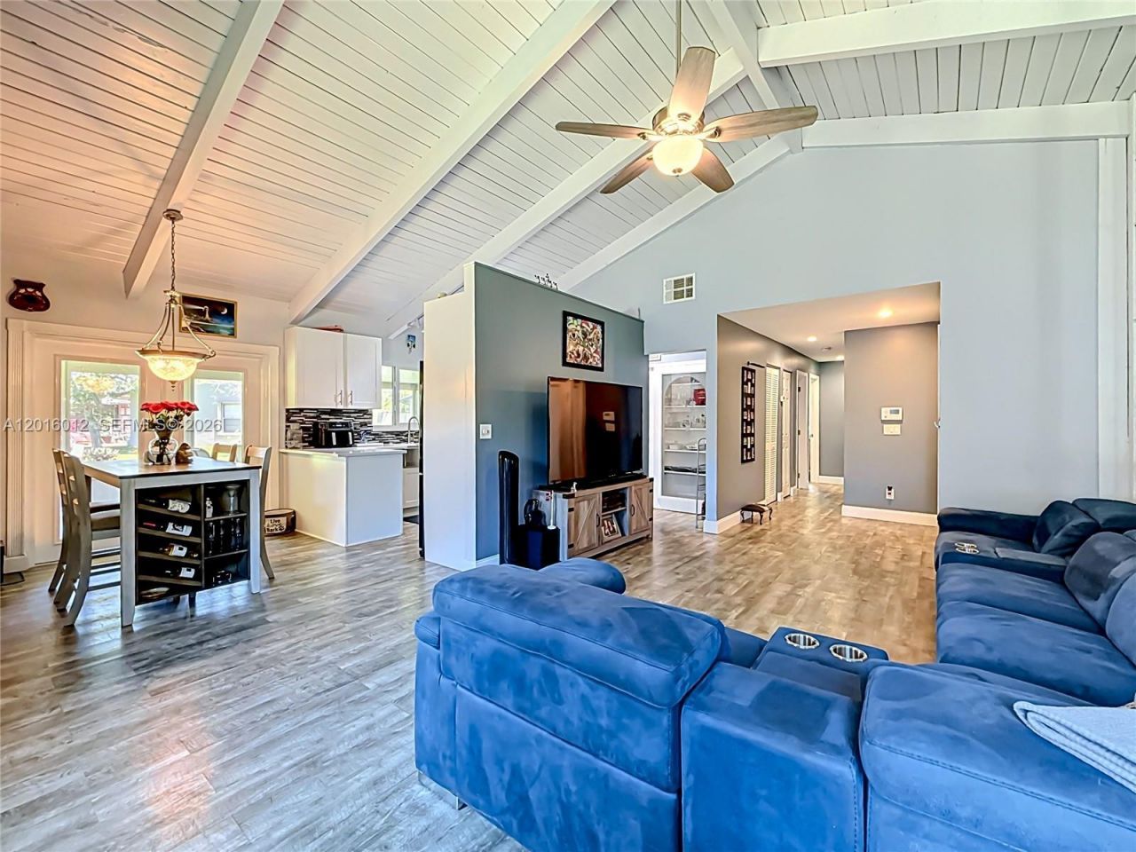 2176 Nova Village Dr , Davie, FL 33317 Photo
