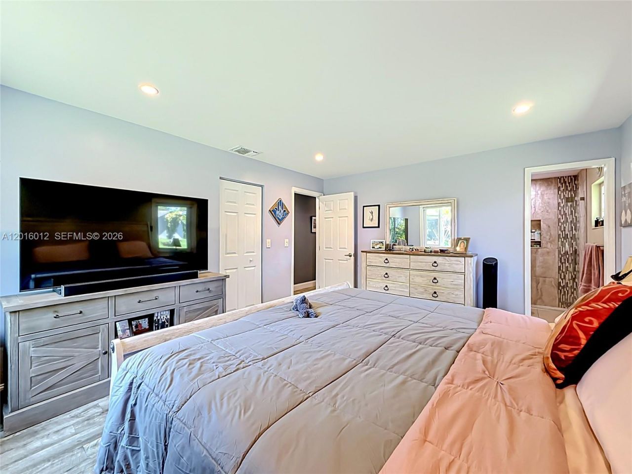 2176 Nova Village Dr , Davie, FL 33317 Photo