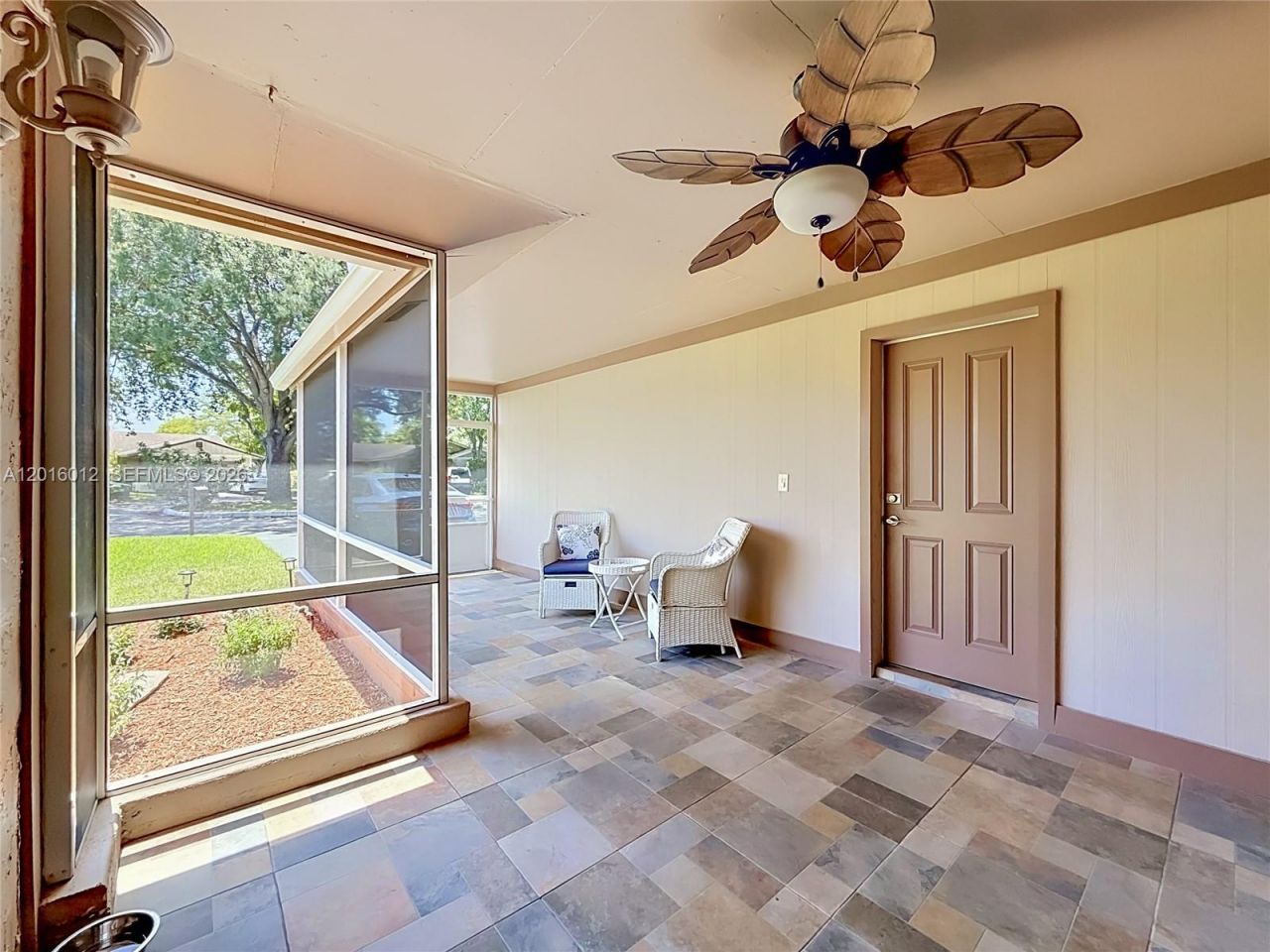 2176 Nova Village Dr , Davie, FL 33317 Photo