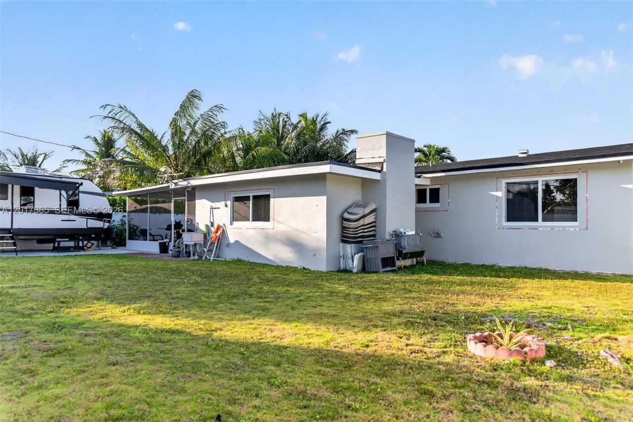 9760 Memorial Rd , Cutler Bay, FL 33157 Photo