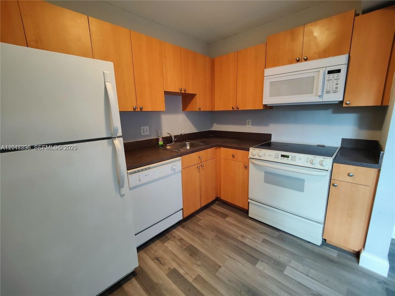 4719 NW 9th Dr , Unit 4719, Plantation, FL 33317 Photo