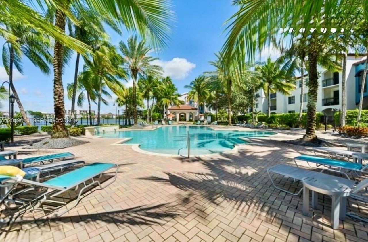 16213 Emerald Cove Rd, Weston, FL 33331 Photo