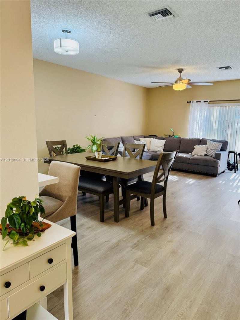 16213 Emerald Cove Rd, Weston, FL 33331 Photo