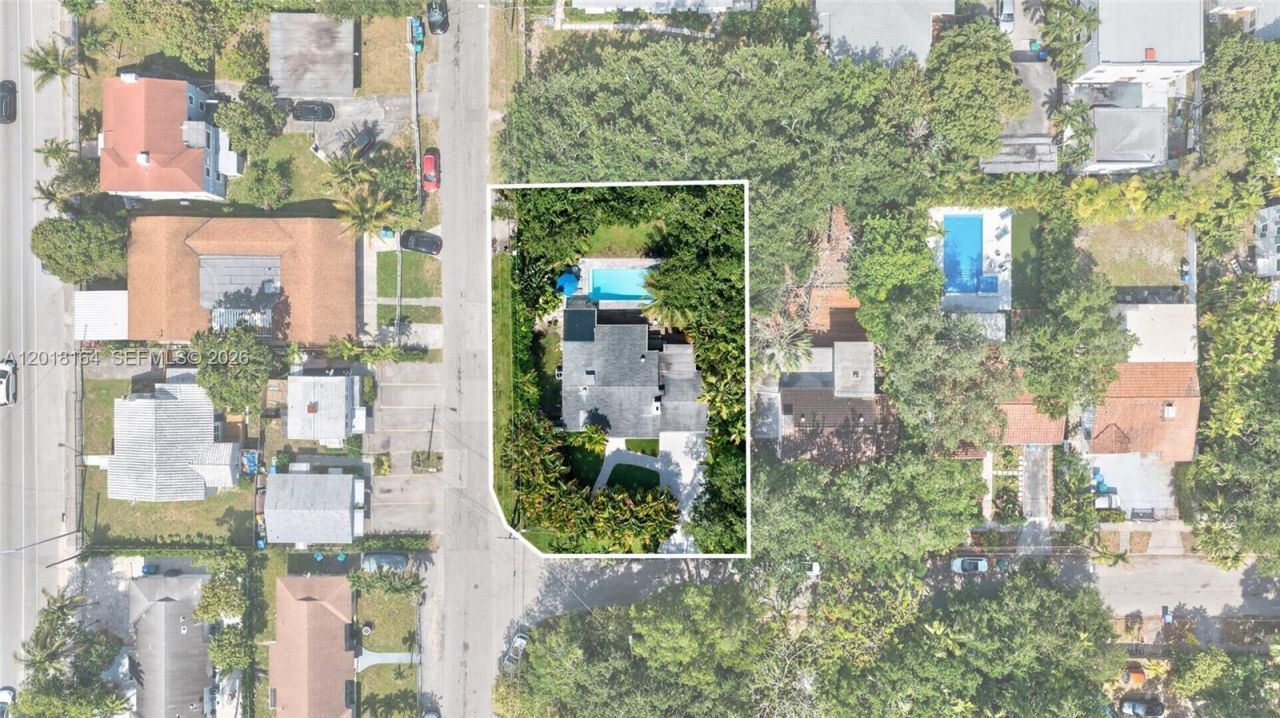8250 NE 3rd Ct, Miami, FL 33138 Photo