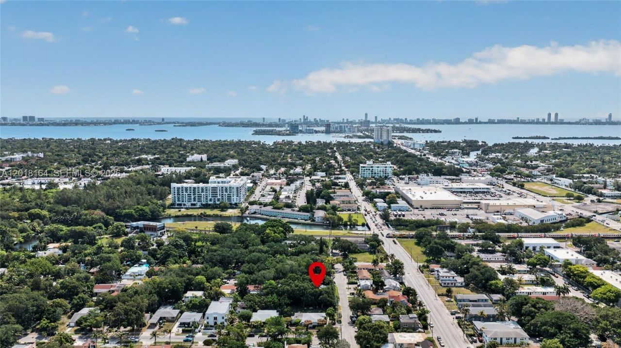 8250 NE 3rd Ct, Miami, FL 33138 Photo