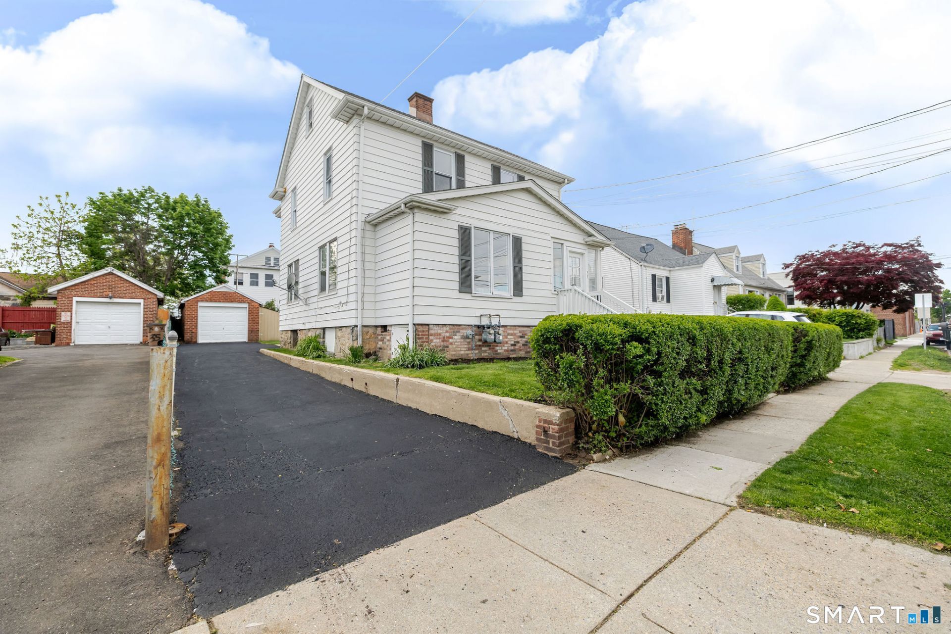 29 Roosevelt, Stamford, CT 06902 Main Photo
