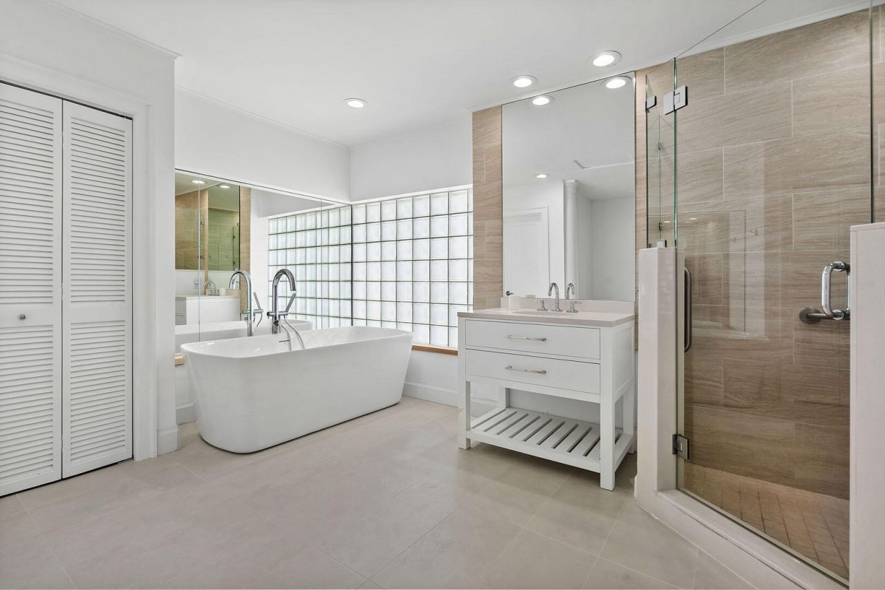 1251 Thatch Palm Drive, Boca Raton, FL 33432 Photo
