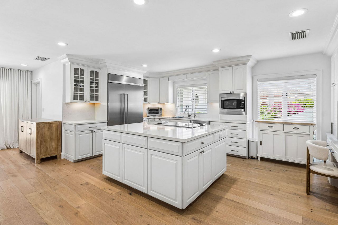1251 Thatch Palm Drive, Boca Raton, FL 33432 Photo
