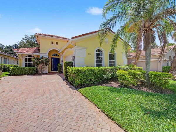 9112 Short Chip Circle, Port St. Lucie, FL 34986