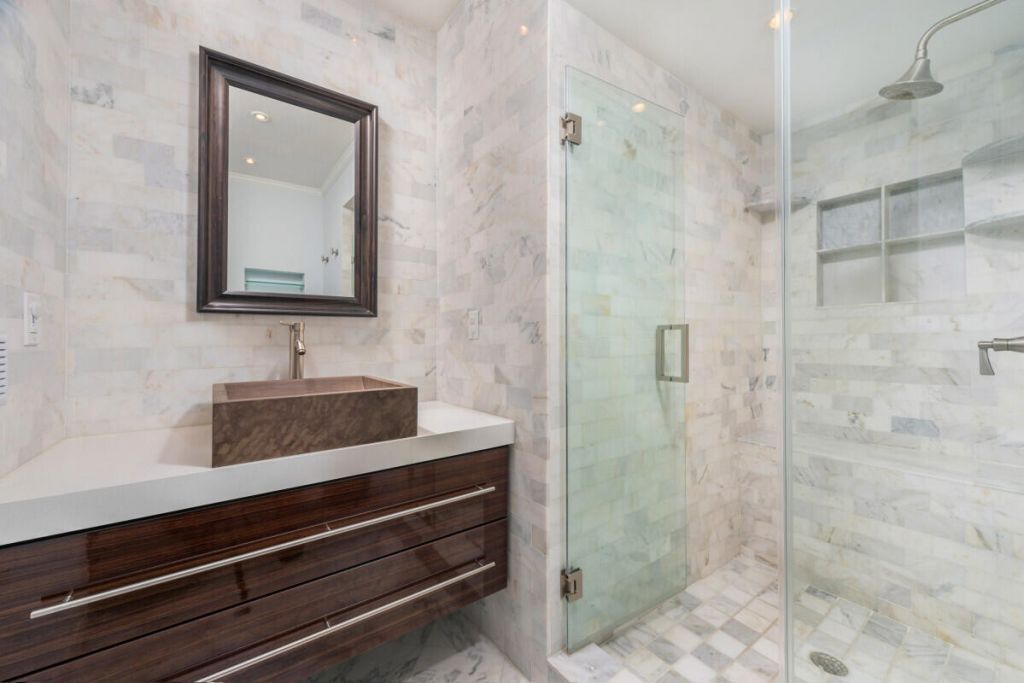 400 S Pointe Drive, Unit 307, Miami Beach, FL 33139 Photo