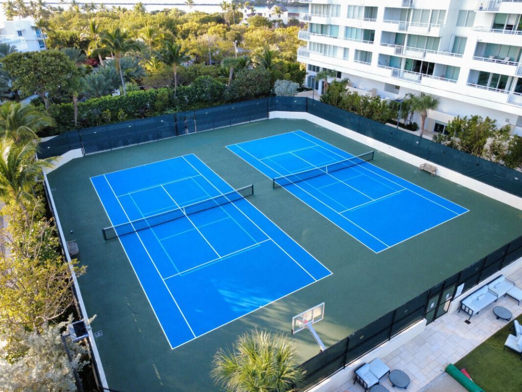 400 S Pointe Drive, Unit 307, Miami Beach, FL 33139 Photo
