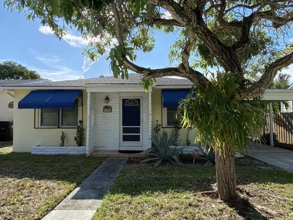 1209 N M Street, Lake Worth Beach, FL 33460