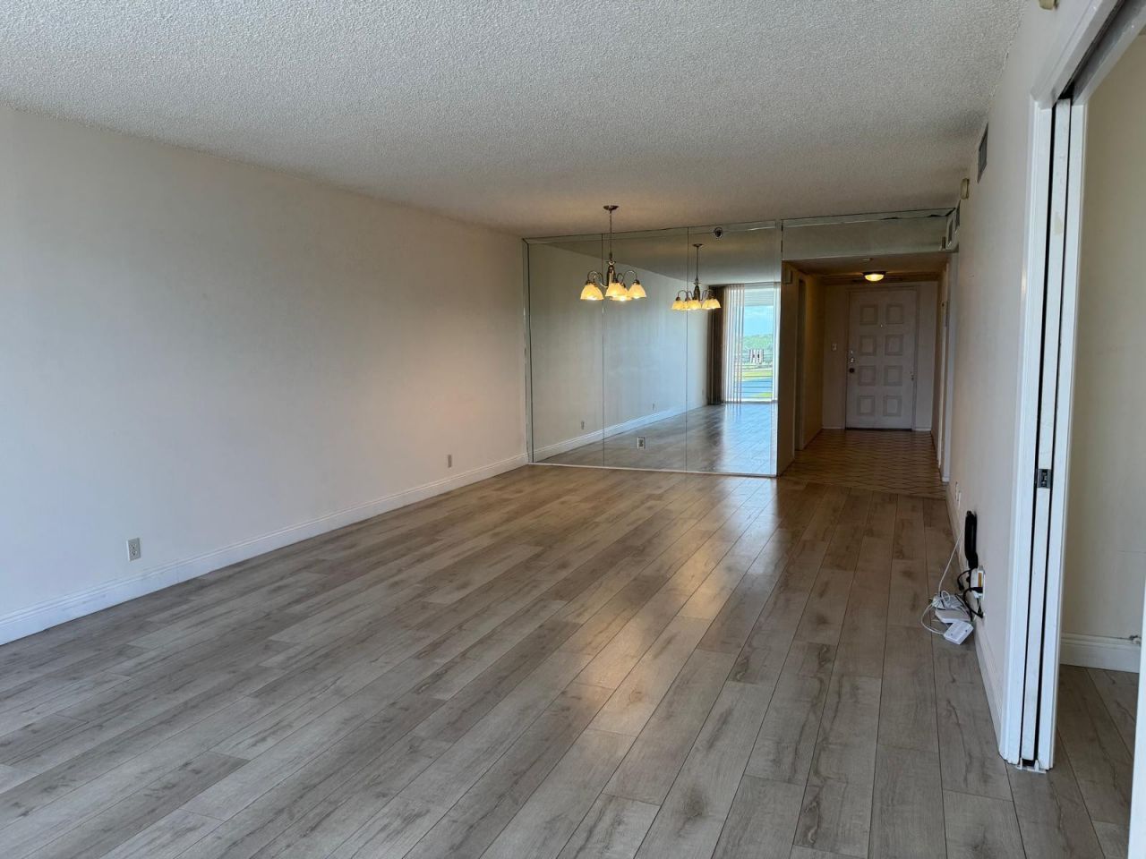 3510 Oaks Way, Unit 605, Pompano Beach, FL 33069 Photo