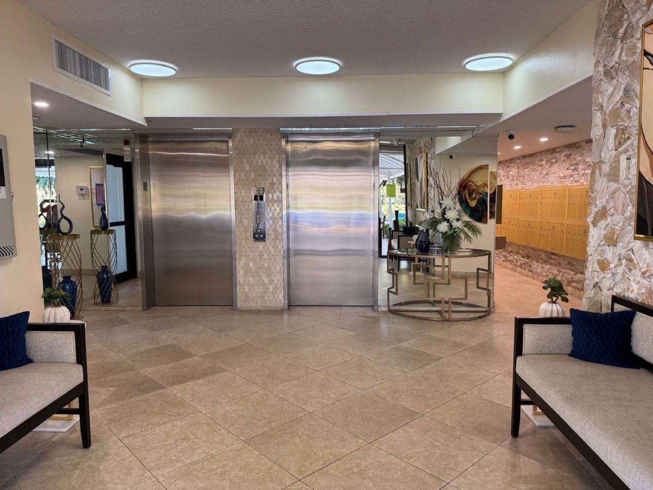 3510 Oaks Way, Unit 605, Pompano Beach, FL 33069 Photo