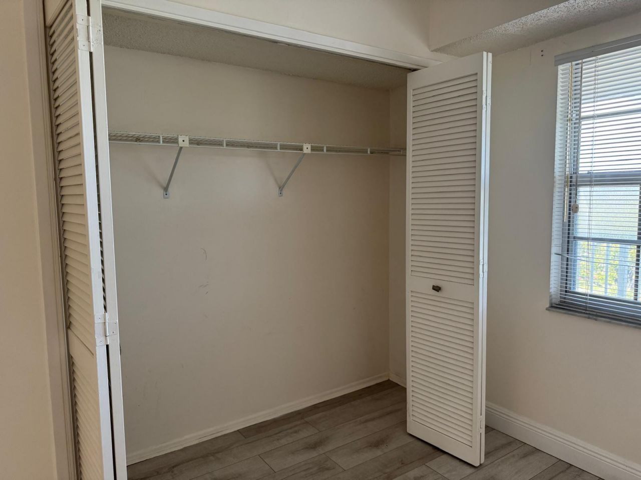3510 Oaks Way, Unit 605, Pompano Beach, FL 33069 Photo