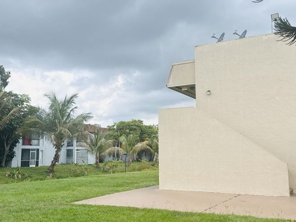 6106 Forest Hill Boulevard, Unit 201, West Palm Beach, FL 33415