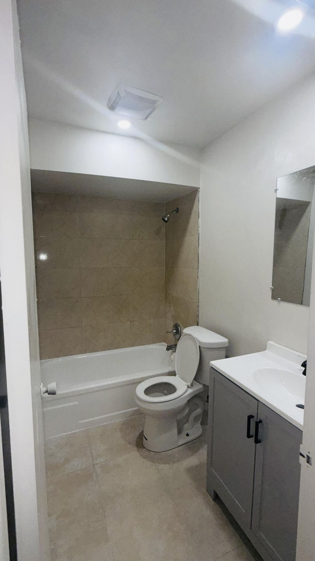 6106 Forest Hill Boulevard, Unit 201, West Palm Beach, FL 33415 Photo