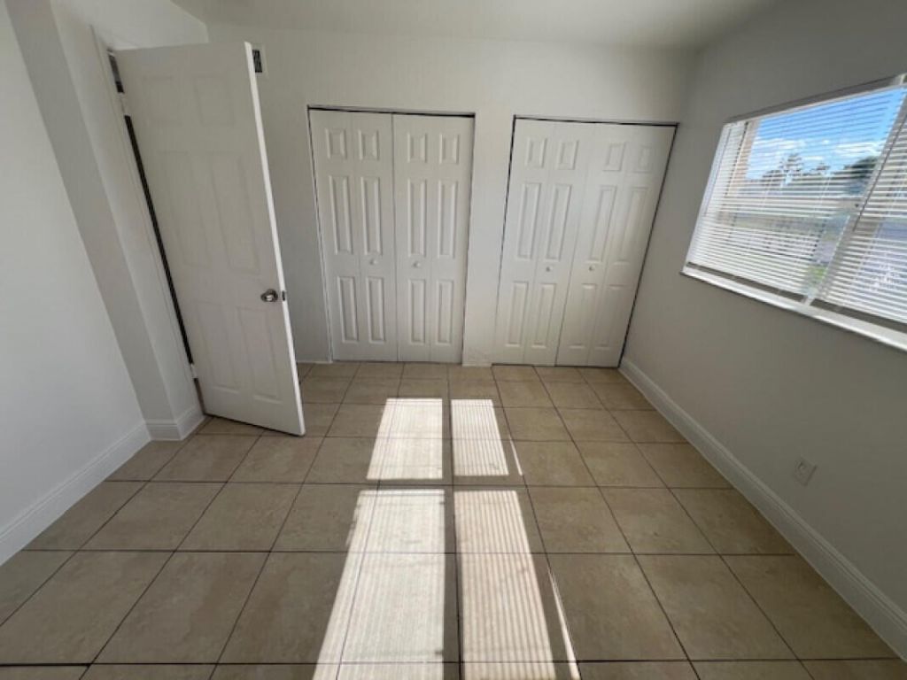 806 9th Street, Unit 20, West Palm Beach, FL 33401 Photo
