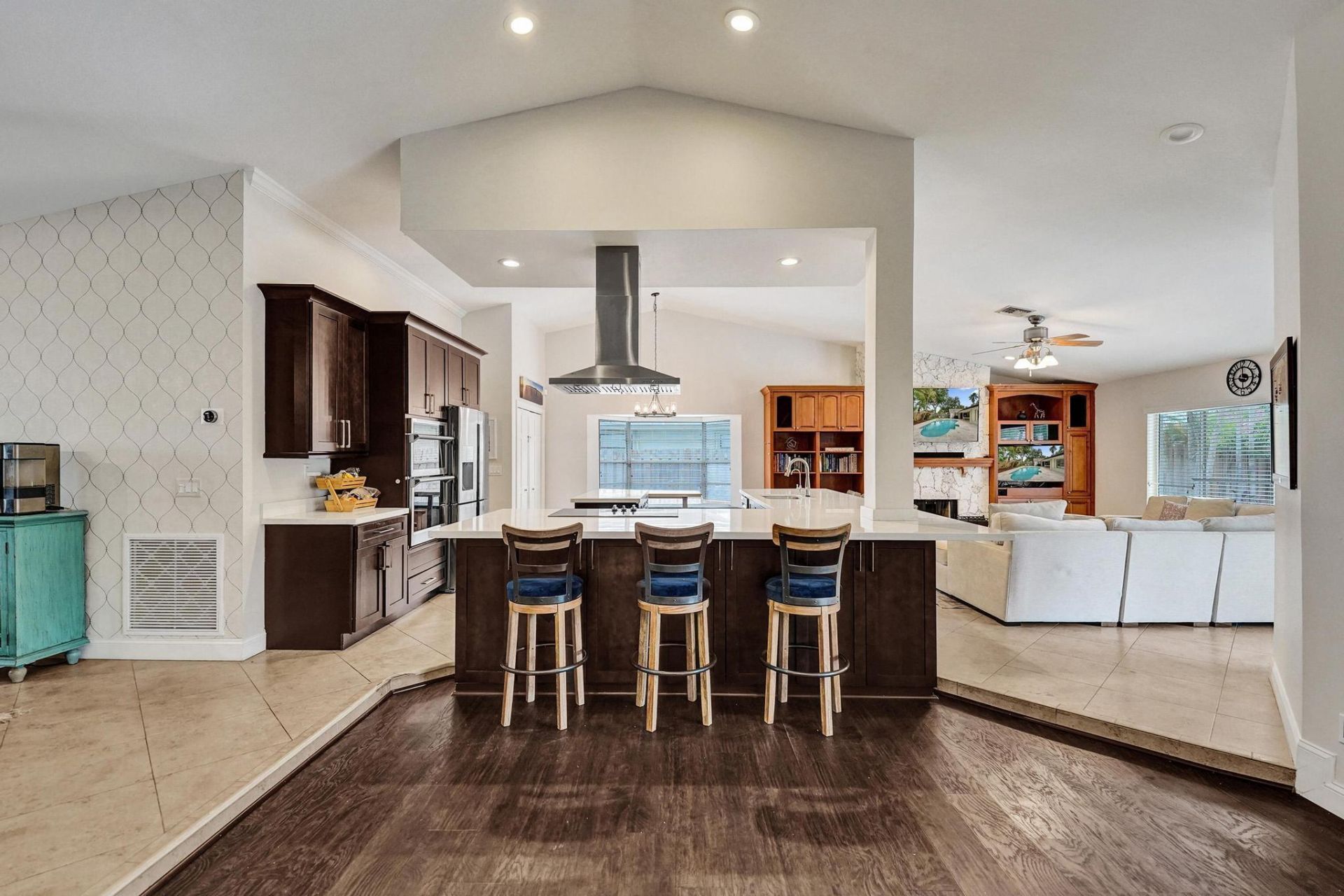 10050 NW 14th Street, Plantation, FL 33322 Photo