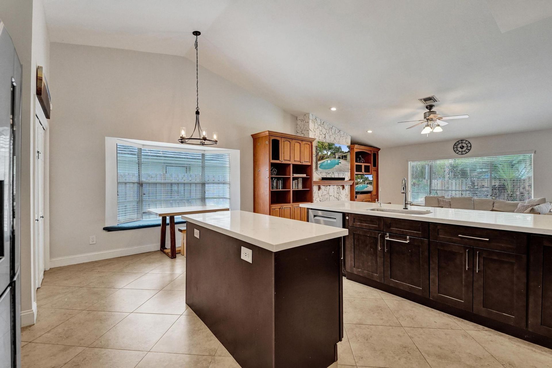 10050 NW 14th Street, Plantation, FL 33322 Photo