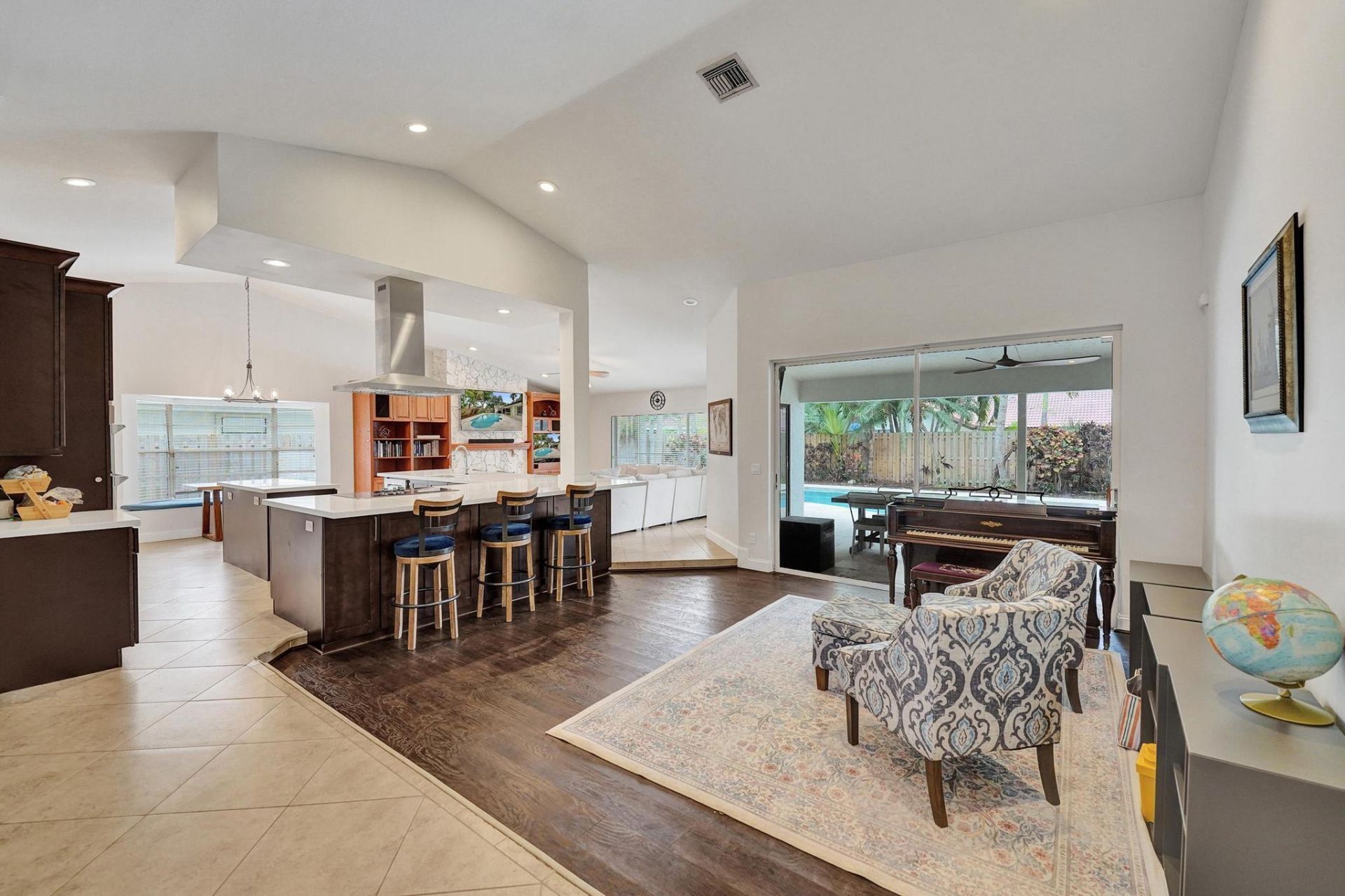 10050 NW 14th Street, Plantation, FL 33322 Photo