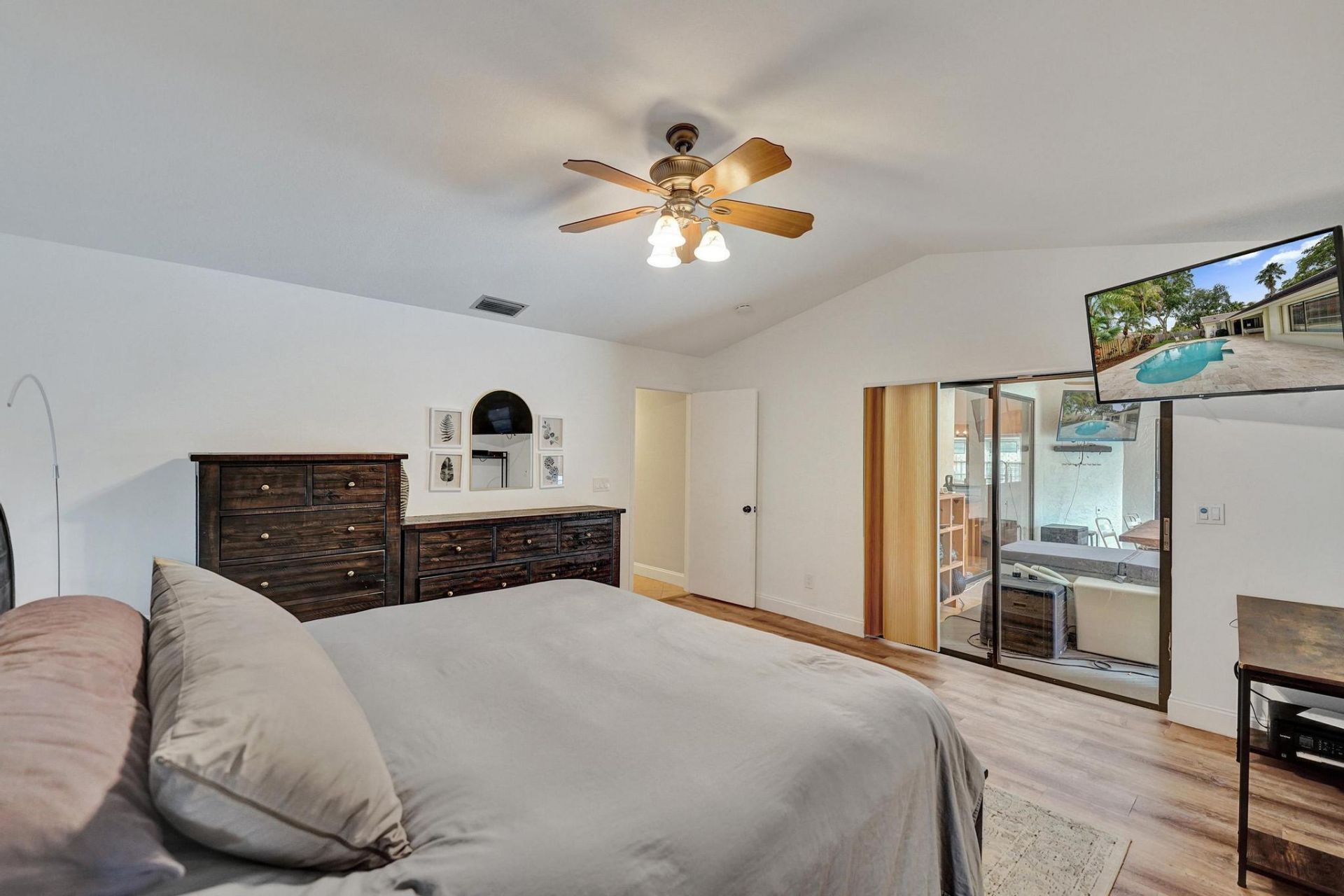 10050 NW 14th Street, Plantation, FL 33322 Photo