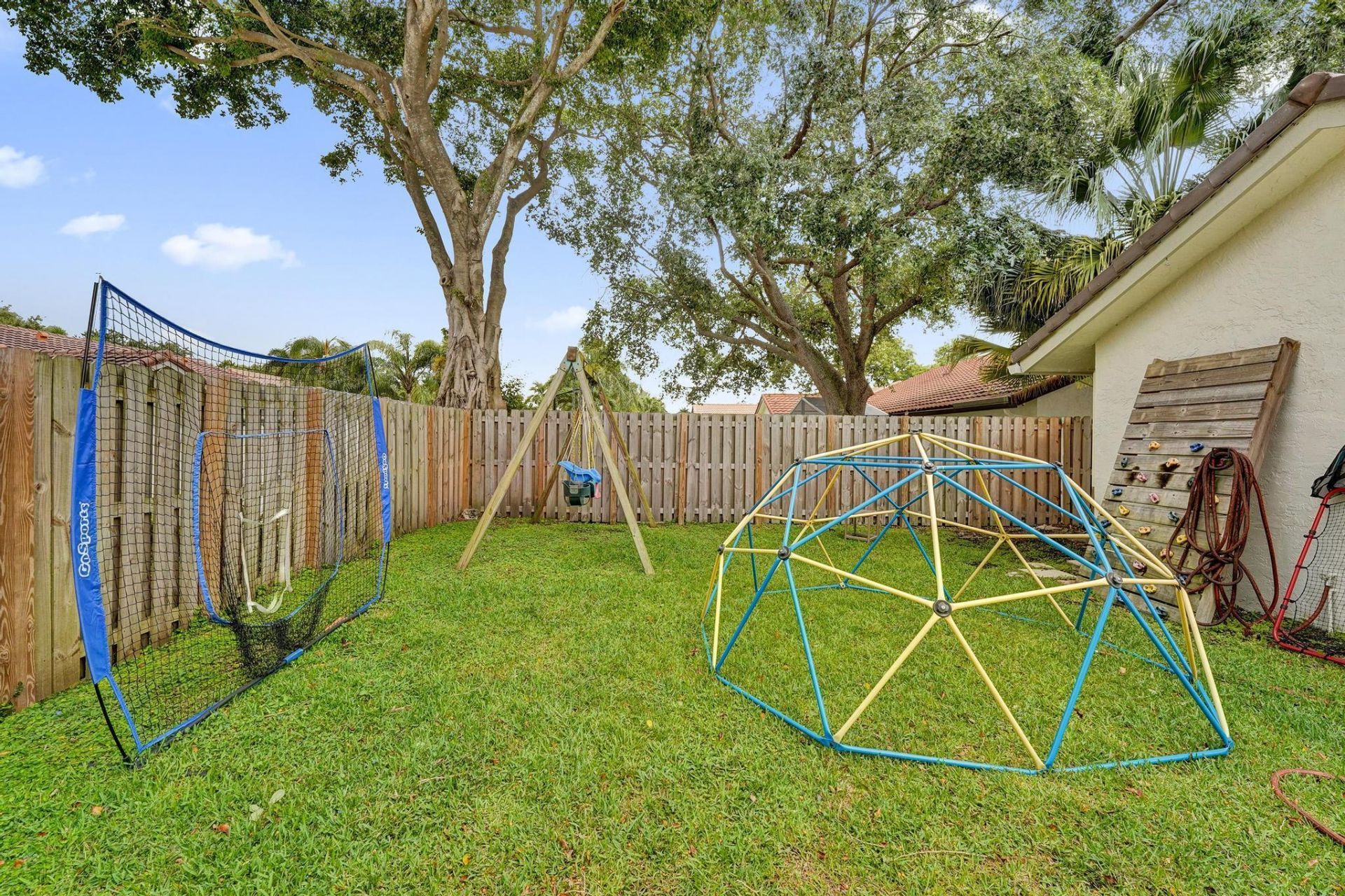 10050 NW 14th Street, Plantation, FL 33322 Photo