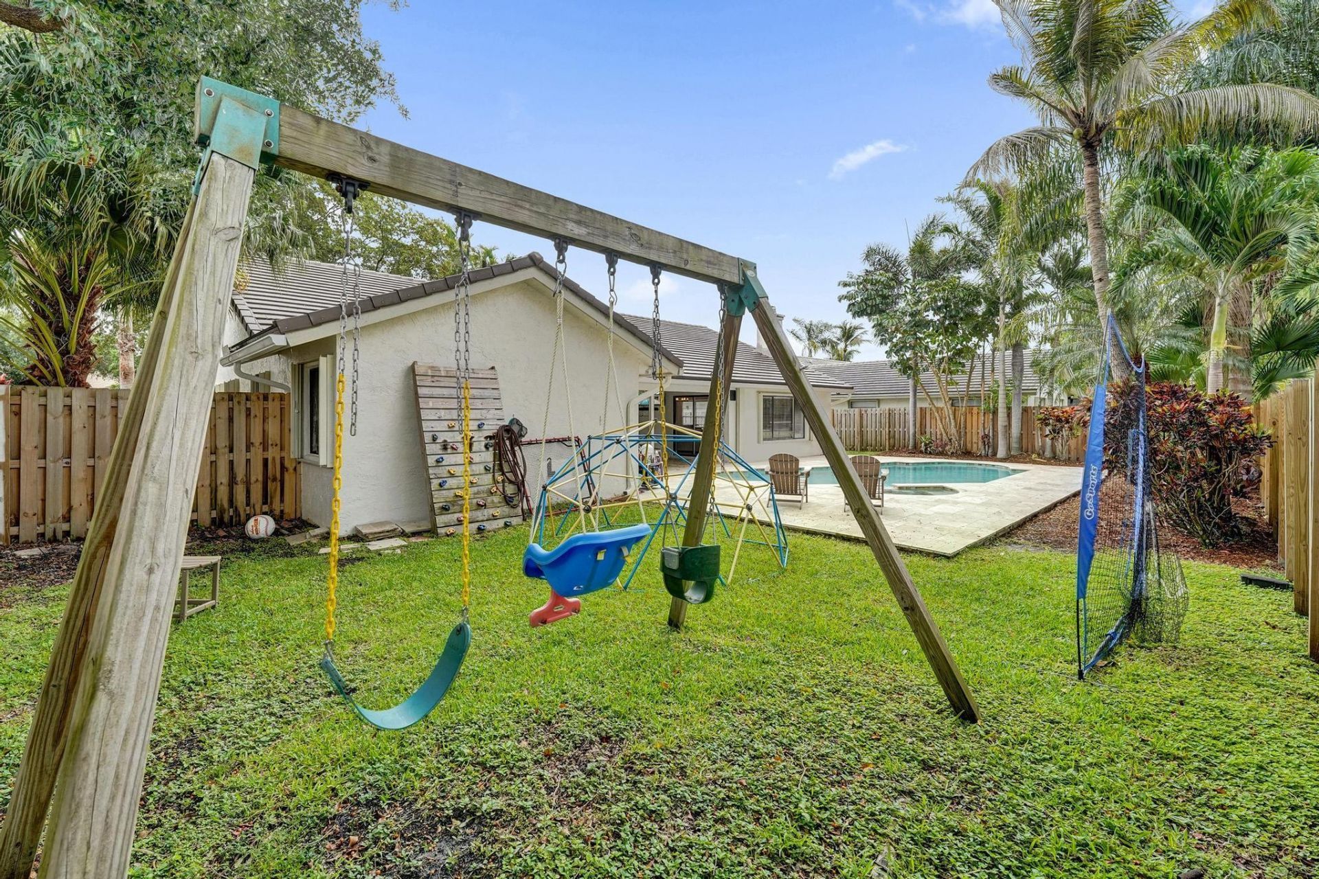 10050 NW 14th Street, Plantation, FL 33322 Photo