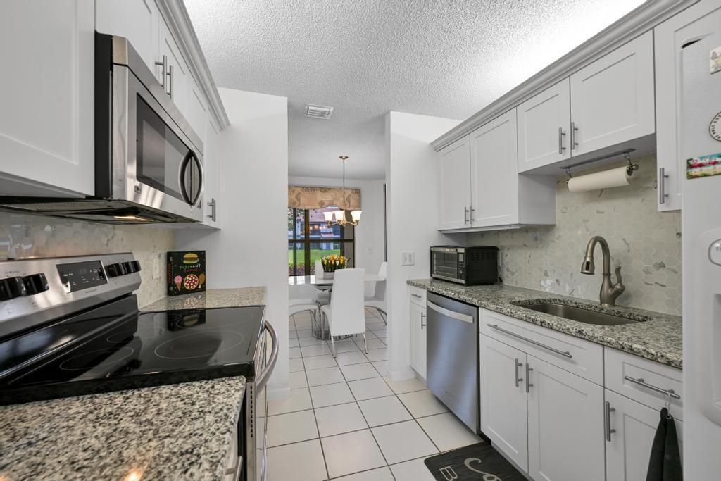 5290 Europa Drive, Unit B, Boynton Beach, FL 33437 Photo