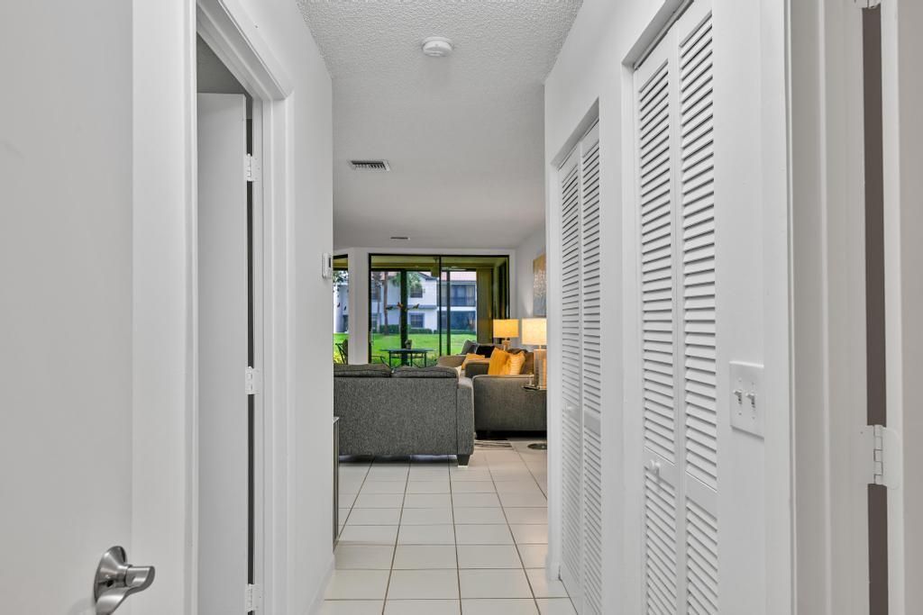 5290 Europa Drive, Unit B, Boynton Beach, FL 33437 Photo