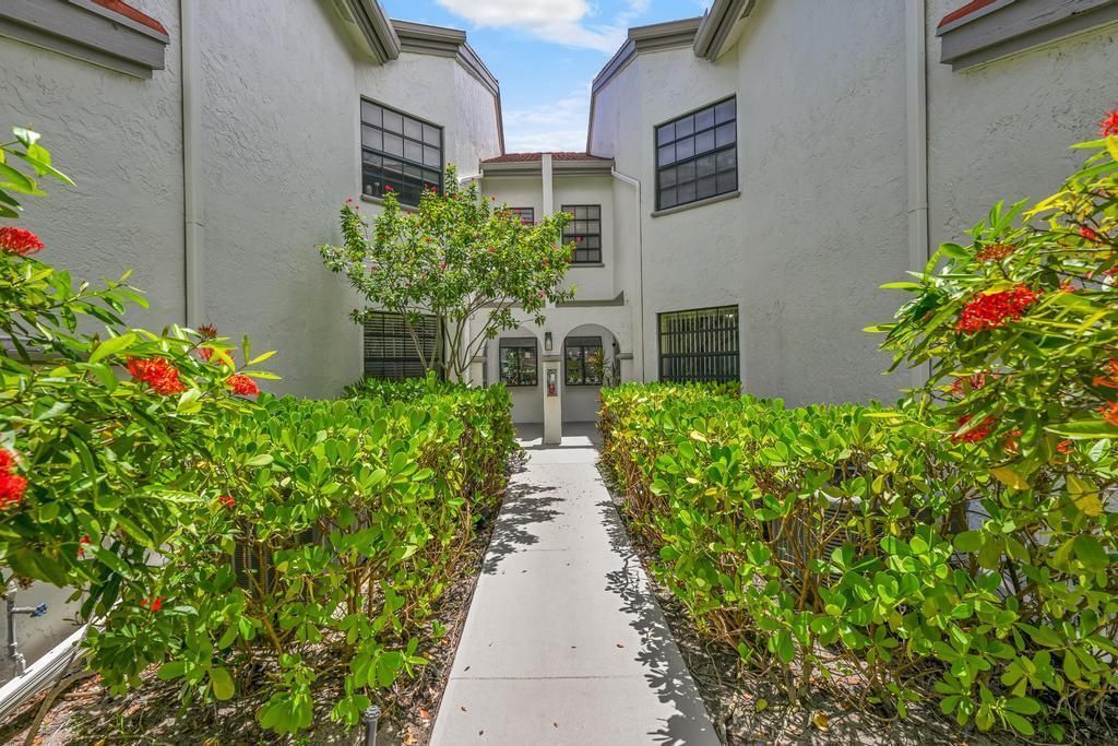 5290 Europa Drive, Unit B, Boynton Beach, FL 33437 Photo