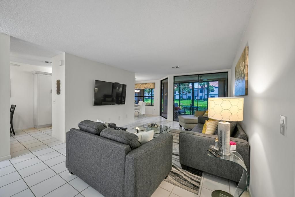 5290 Europa Drive, Unit B, Boynton Beach, FL 33437 Photo