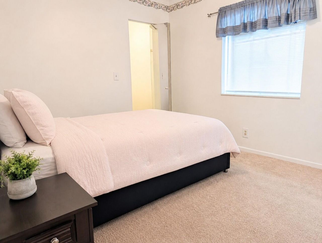 327 Pine Ridge Circle, Unit B-2, Greenacres, FL 33463 Photo