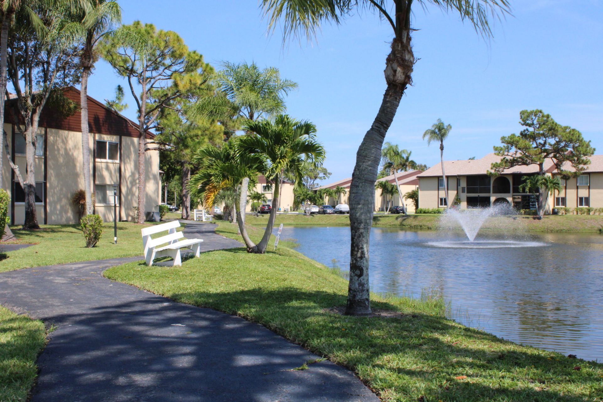 327 Pine Ridge Circle, Unit B-2, Greenacres, FL 33463 Photo