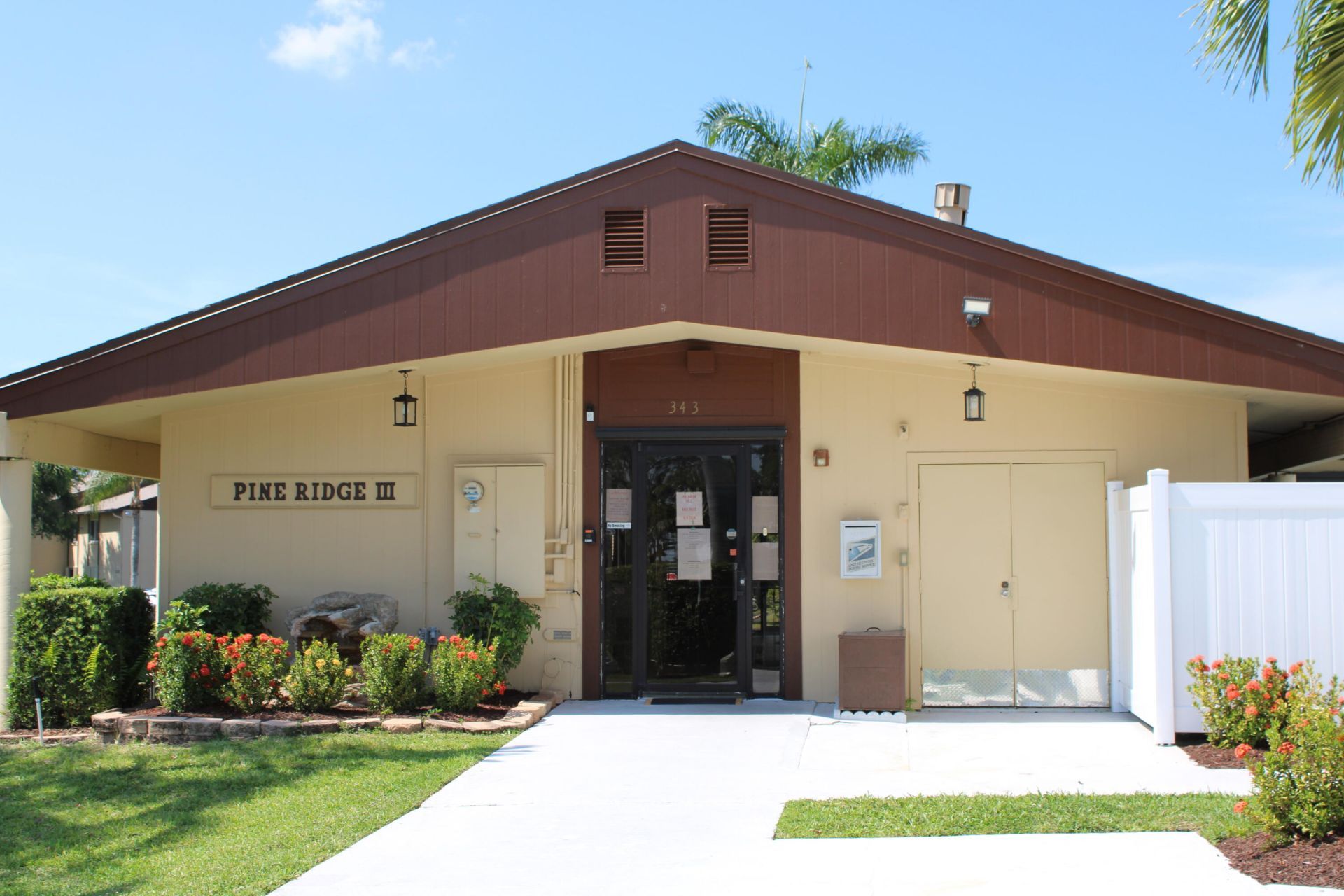 327 Pine Ridge Circle, Unit B-2, Greenacres, FL 33463 Photo