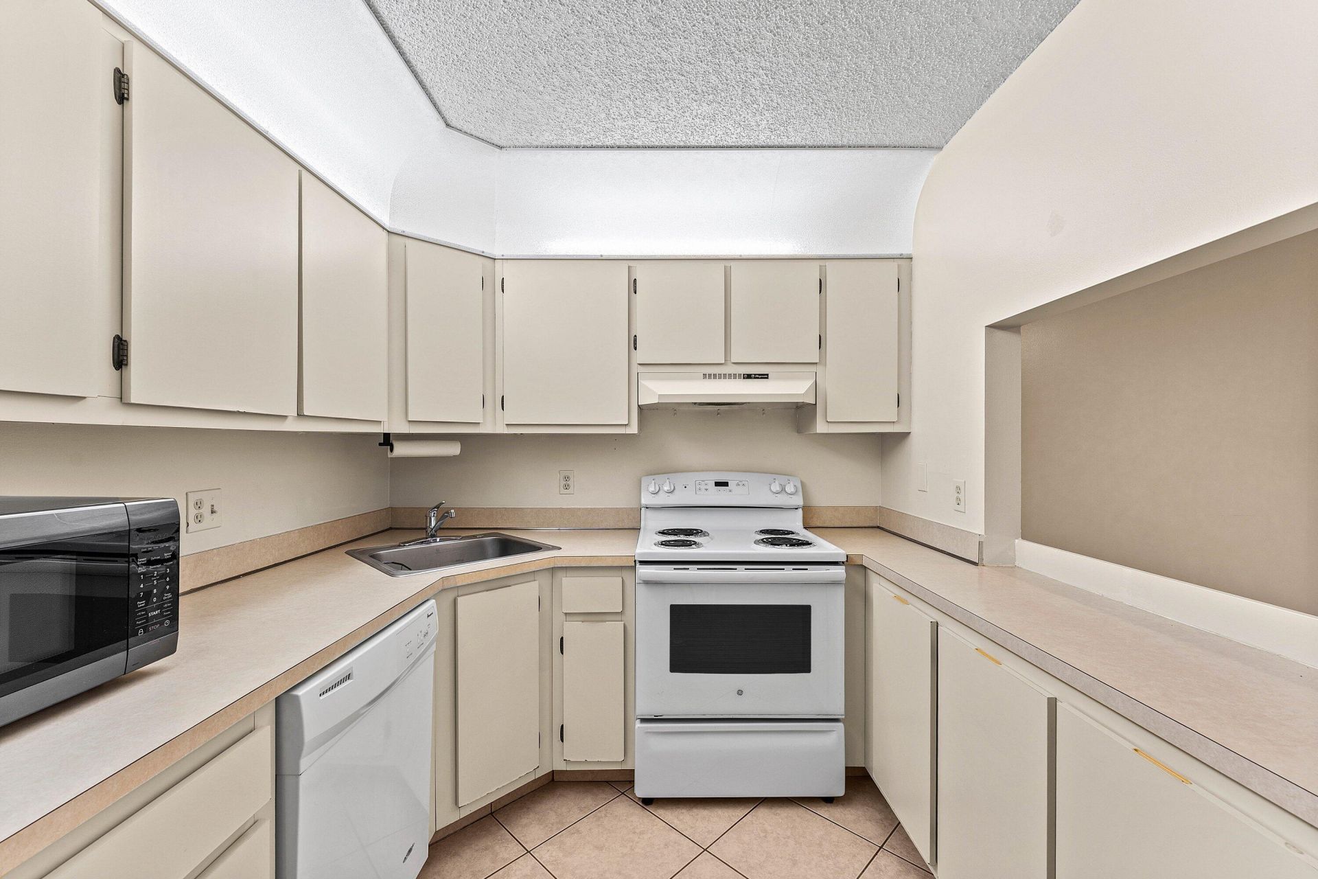 509 Shady Pine Way, Unit C1, Greenacres, FL 33415 Photo