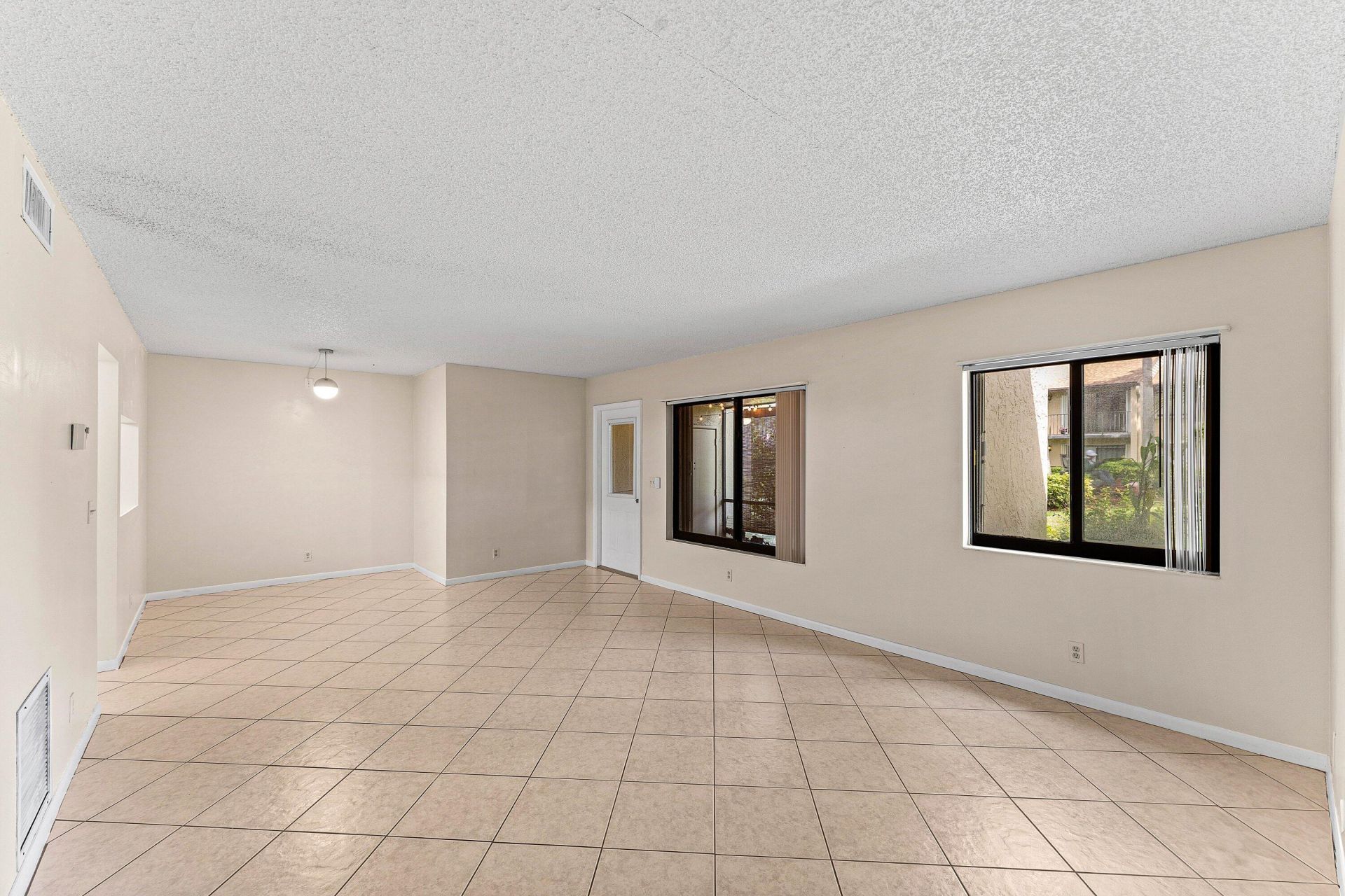 509 Shady Pine Way, Unit C1, Greenacres, FL 33415 Photo