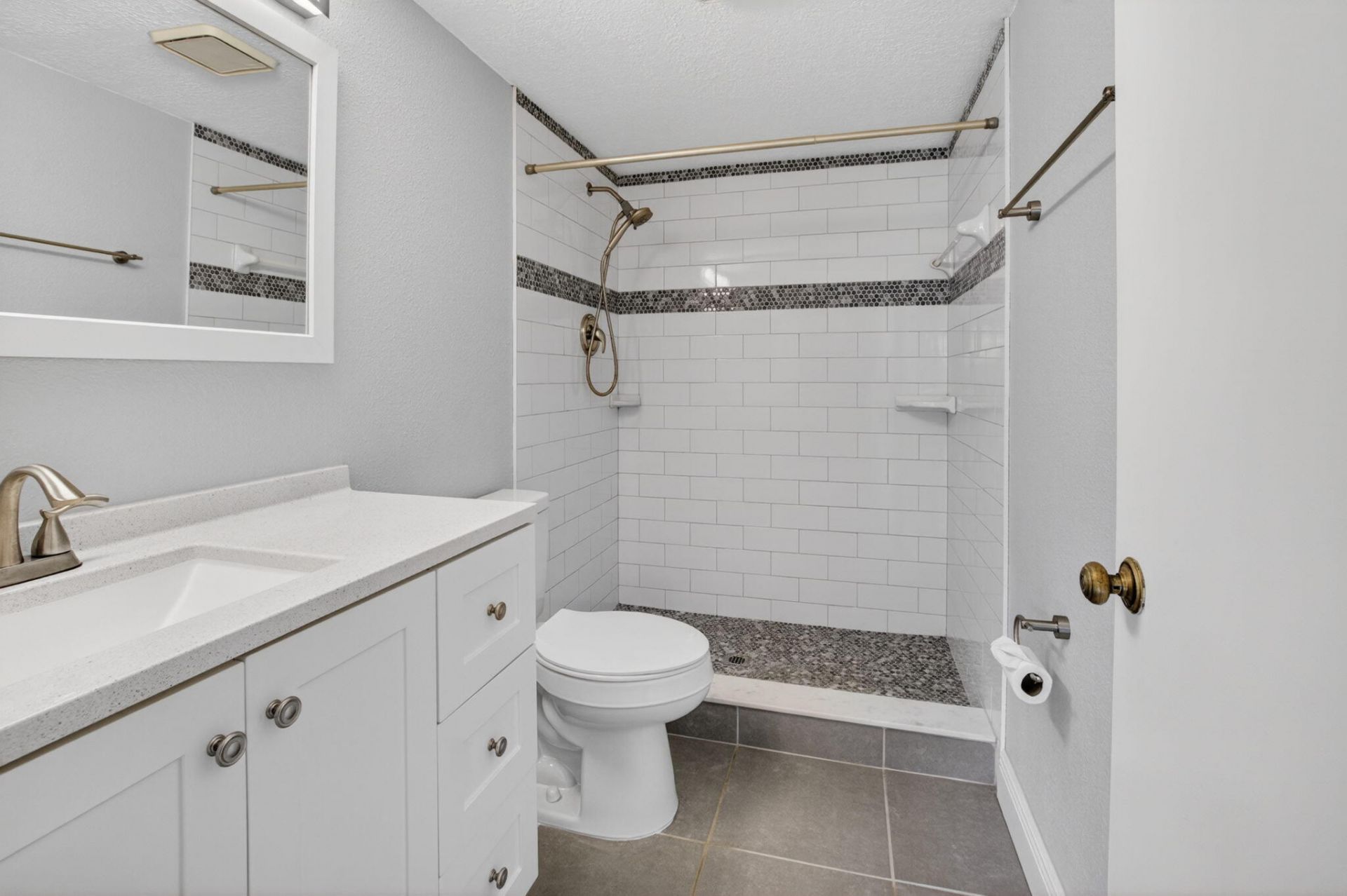 2535 SW 22nd Avenue, Unit 103, Delray Beach, FL 33445 Photo