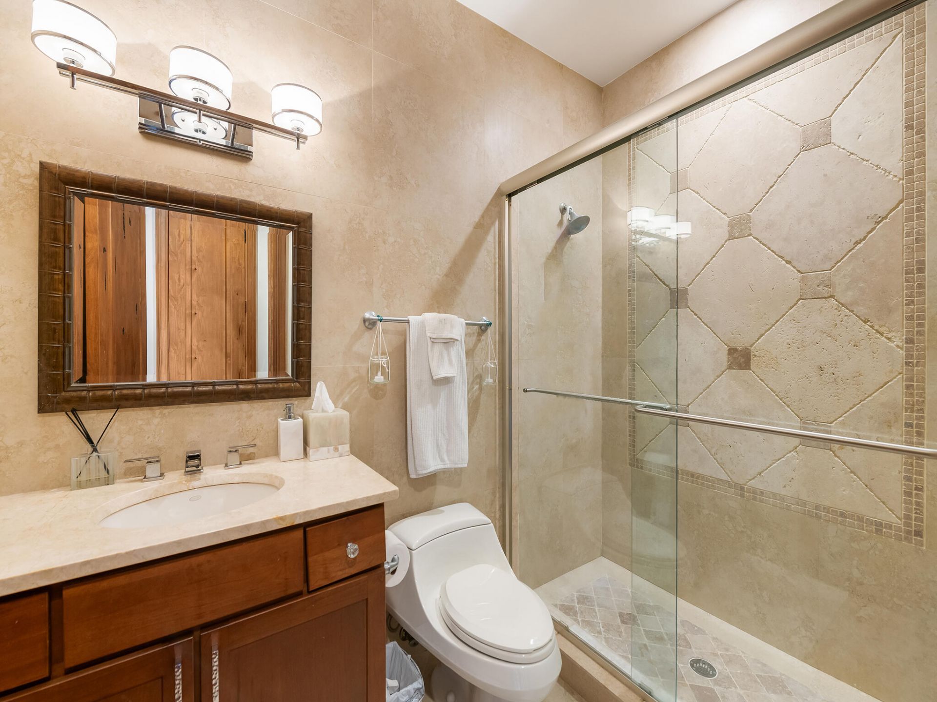 441 Royal Plaza Drive, Fort Lauderdale, FL 33301 Photo